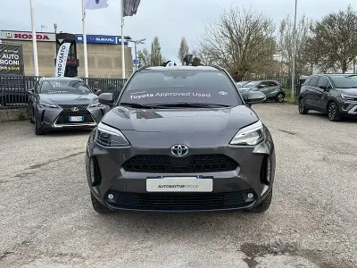 Usata Toyota Yaris Cross Trend 116 CV (85 kW) 2023 Grigio SUV