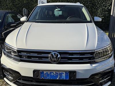 Usata VW Tiguan R-line 150 CV (110 kW) 2019 Bianco SUV
