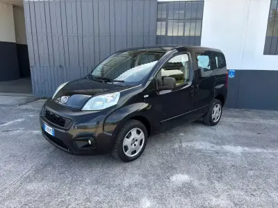 Usata Fiat Qubo Trekking 80 CV (58 kW) 2016 Nero Monovolume