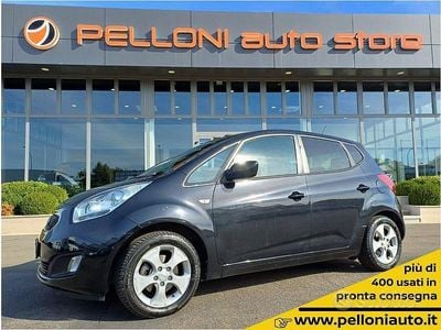 Usata Kia Venga 90 CV (66 kW) 2012 Nero Utilitaria