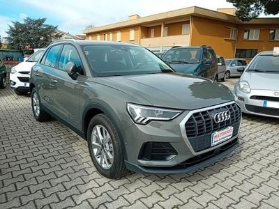 Usata Audi Q3 Business 150 CV (110 kW) 2023 Grigio SUV