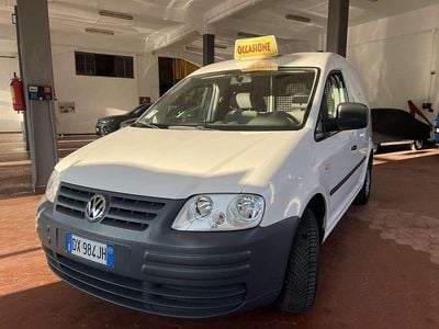 Usata VW Caddy 105 CV (77 kW) 2009 Bianco Monovolume
