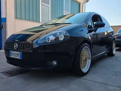 Usata Fiat Grande Punto 120 CV (88 kW) 2008 Nero Utilitaria