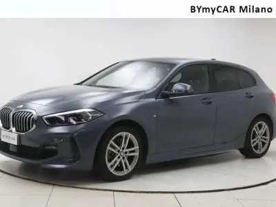 Usata BMW 118 M Sport 140 CV (102 kW) 2021 Storm bay metallizzato Berlina