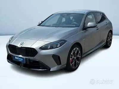 Usata BMW 120 M Sport 150 CV (110 kW) 2025 Grigio Utilitaria