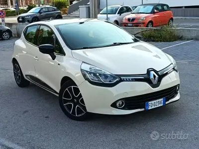 Usata Renault Clio IV 90 CV (66 kW) 2016 Berlina