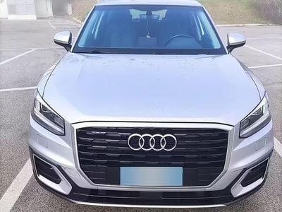 Begagnad Audi Q2 116 HK (85 kW) 2017 Grå SUV