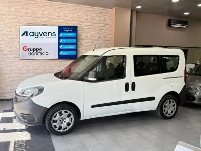 Usata Fiat Doblò Easy 95 CV (69 kW) 2019 Bianco Monovolume