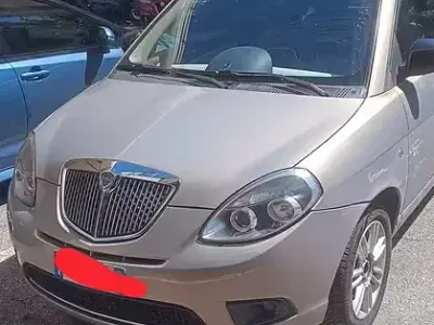 Usata Lancia Ypsilon 69 CV (50 kW) 2011 Utilitaria