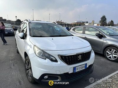 Usata Peugeot 2008 Active 75 CV (55 kW) 2017 Bianco SUV