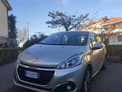 Usata Peugeot 208 Active 75 CV (55 kW) 2016 Utilitaria
