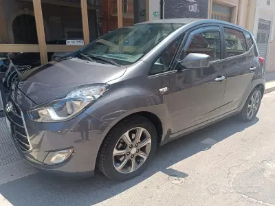 Usata Hyundai ix20 Xpossible 90 CV (66 kW) 2016 Grigio Utilitaria