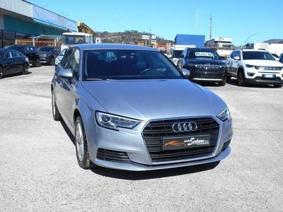 Usata Audi A3 Business 116 CV (85 kW) 2017 Argento Berlina