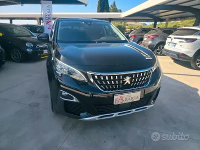 Usata Peugeot 3008 Allure 131 CV (96 kW) 2020 Nero SUV