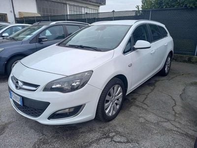 Usata Opel Astra Business 110 CV (80 kW) 2016 Bianco Station wagon