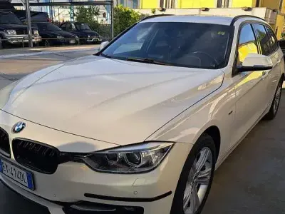 Usata BMW 318 Sport Line 143 CV (105 kW) 2015 Station wagon