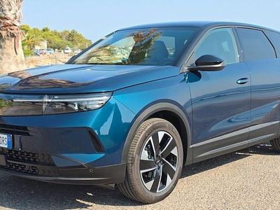 Nuova Opel Grandland X Business Elegance 135 CV (99 kW) 2025 Verde SUV