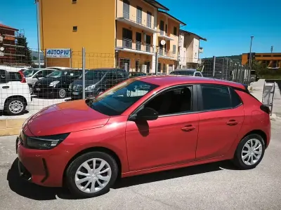 Nuova Opel Corsa Edition 101 CV (74 kW) 2025 Rosso Utilitaria