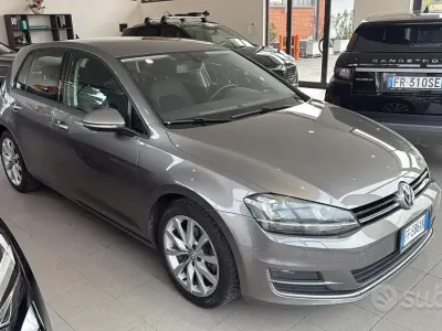 Używany VW Golf VII Executive 110 KM (80 kW) 2017 Żółty Sedan/Limuzyna