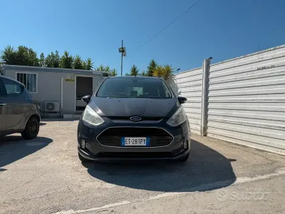 Usata Ford B-MAX 95 CV (69 kW) 2014 Bluazzurro Monovolume