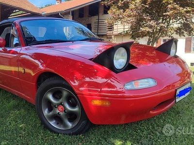 Usata Mazda MX5 115 CV (84 kW) 1992 Rosso Cabrio