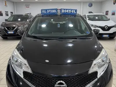 Usata Nissan Note Tekna 90 CV (66 kW) 2015 Nero Utilitaria