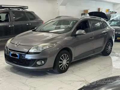 Usata Renault Mégane GrandTour 110 CV (80 kW) 2012 Grigio Station wagon