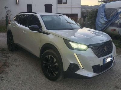 Usata Peugeot 2008 Allure 102 CV (75 kW) 2020 SUV