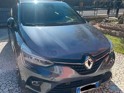 Usata Renault Clio V 100 CV (73 kW) 2020 Berlina