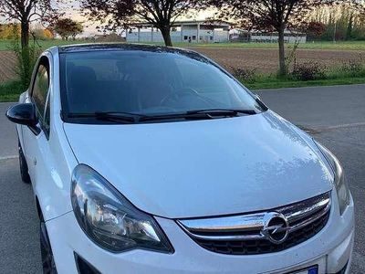 Usata Opel Corsa 75 CV (55 kW) 2013 Bianco Utilitaria