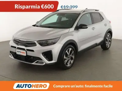 Usata Kia Stonic GT-Line 120 CV (88 kW) 2023 Grigio SUV