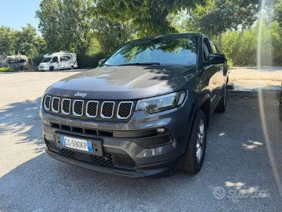 Usata Jeep Compass Longitude 131 CV (96 kW) 2024 Grigio SUV