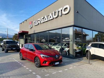Usata Renault Clio V Techno 101 CV (74 kW) 2023 Rosso Berlina