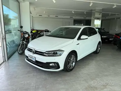Usata VW Polo R-line 95 CV (69 kW) 2020 Bianco Utilitaria