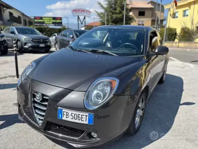 Gebraucht Alfa Romeo MiTo Distinctive 85 PS (62 kW) 2015 Grau Kleinwagen