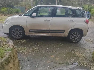 Usata Fiat 500L 105 CV (77 kW) 2014 Bianco Monovolume
