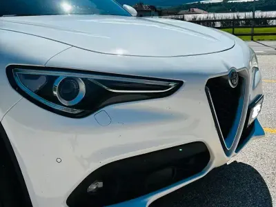 Usata Alfa Romeo Stelvio Executive 210 CV (154 kW) 2018 Bianco SUV