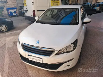 Usata Peugeot 308 92 CV (67 kW) 2014 Bianco Berlina
