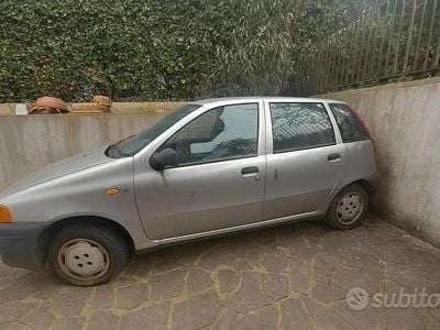 Usata Fiat Punto 1994 Grigio Berlina