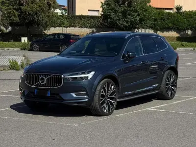 Usata Volvo XC60 Inscription 317 CV (233 kW) 2021 Blu/azzurro SUV