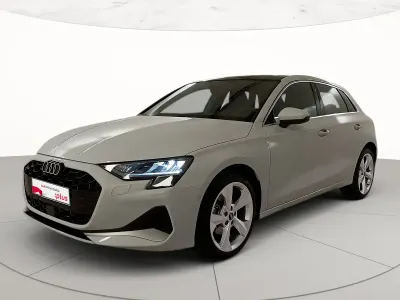 Usata Audi A3 Advanced Plus 116 CV (85 kW) 2025 2y bianco ghiacciaio metallizzato Berlina