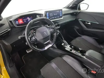 Usata Peugeot 208 GT-line 131 CV (96 kW) 2020 Giallo Utilitaria