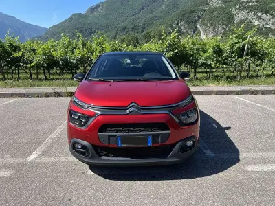 Usata Citroën C3 PureTech 83 CV (61 kW) 2021 Rosso Utilitaria