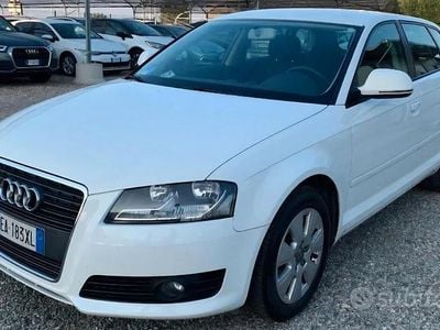 Usata Audi A3 Sportback Ambition 90 CV (66 kW) 2010 Grigio Utilitaria