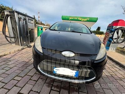Usata Ford Fiesta 70 CV (51 kW) 2009 Nero Utilitaria