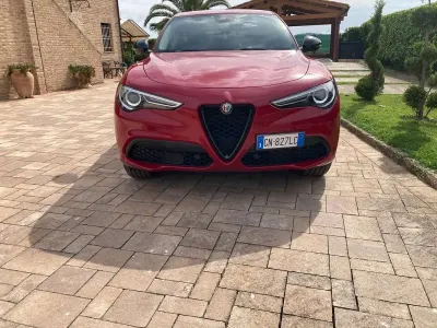 Usata Alfa Romeo Stelvio Executive 190 CV (139 kW) 2019 Rosso SUV