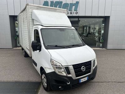 Nissan NV400