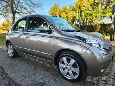 Usata Nissan Micra 80 CV (58 kW) 2009 Marrone Berlina