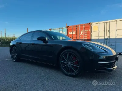 Usata Porsche Panamera 4S Diesel 422 CV (310 kW) 2017 Nero Utilitaria