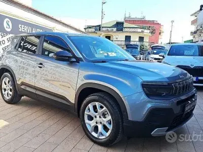 Usata Jeep Avenger Altitude 101 CV (74 kW) 2024 Grigio SUV